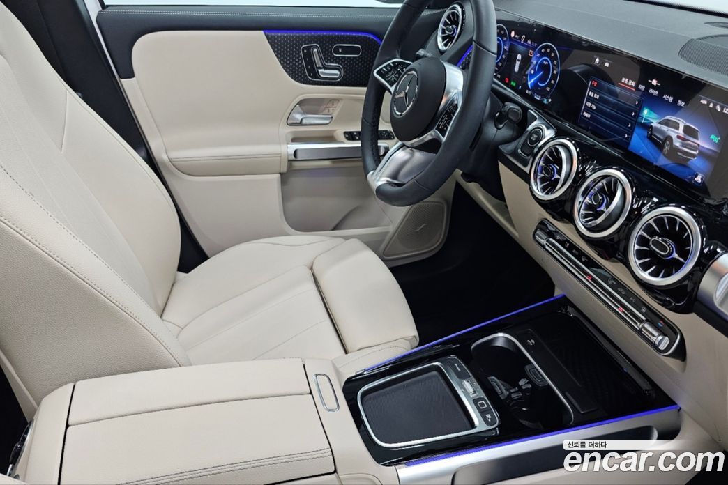 Mercedes-Benz EQB X243 фото 14