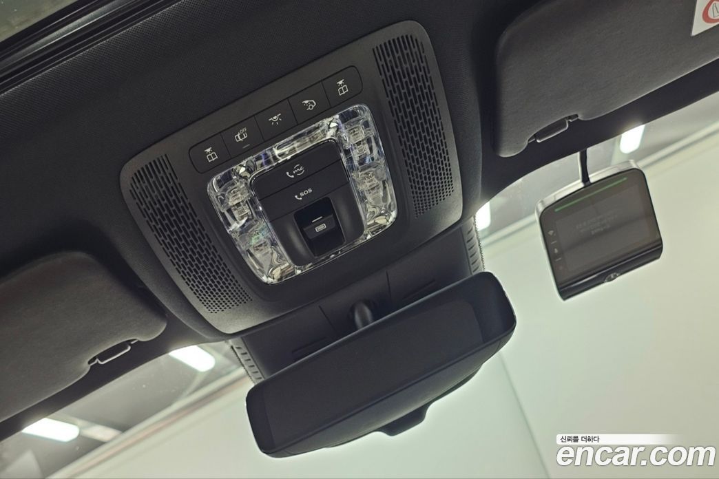 Mercedes-Benz EQB X243 фото 17