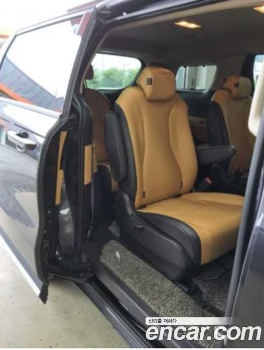 Kia Carnival 4th Gen фото 7