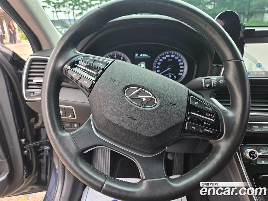 Hyundai Grandeur (IG) 6th Gen фото 8