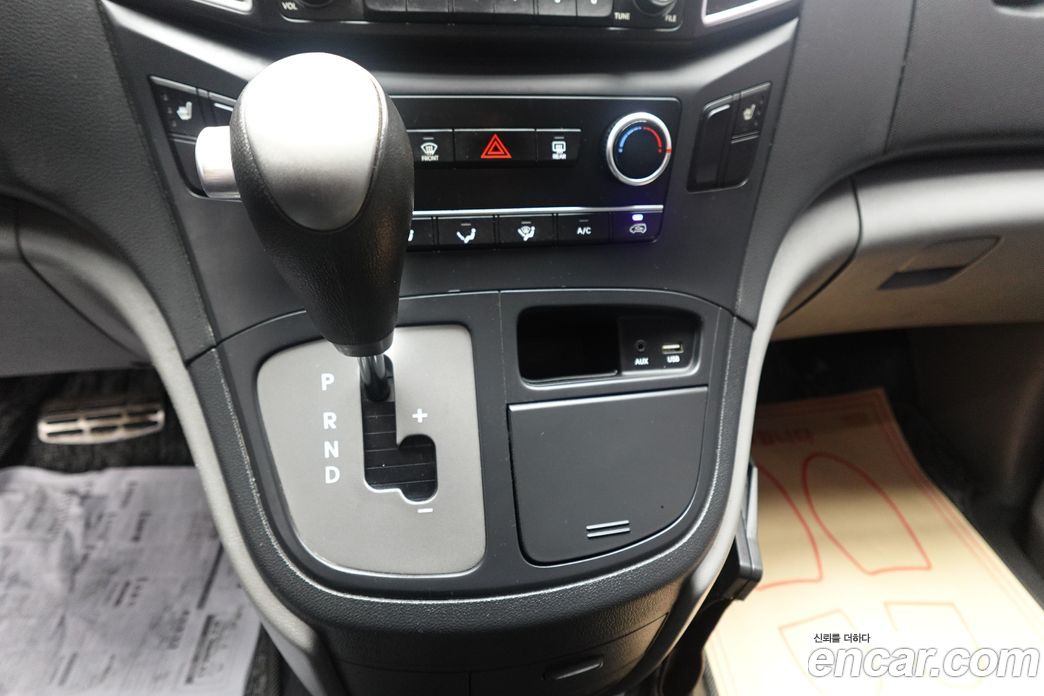 Hyundai Grand Starex фото 16