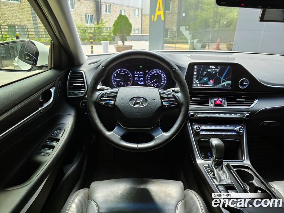 Hyundai Grandeur (IG) 6th Gen фото 6