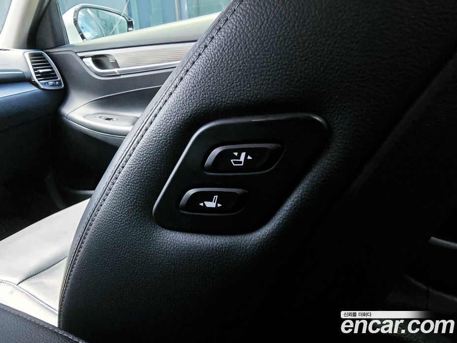 Hyundai Grandeur (IG) 6th Gen фото 12