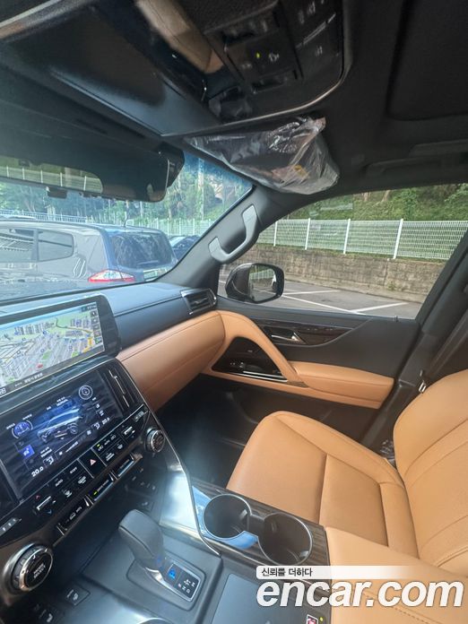 Lexus LX 4th Gen фото 9