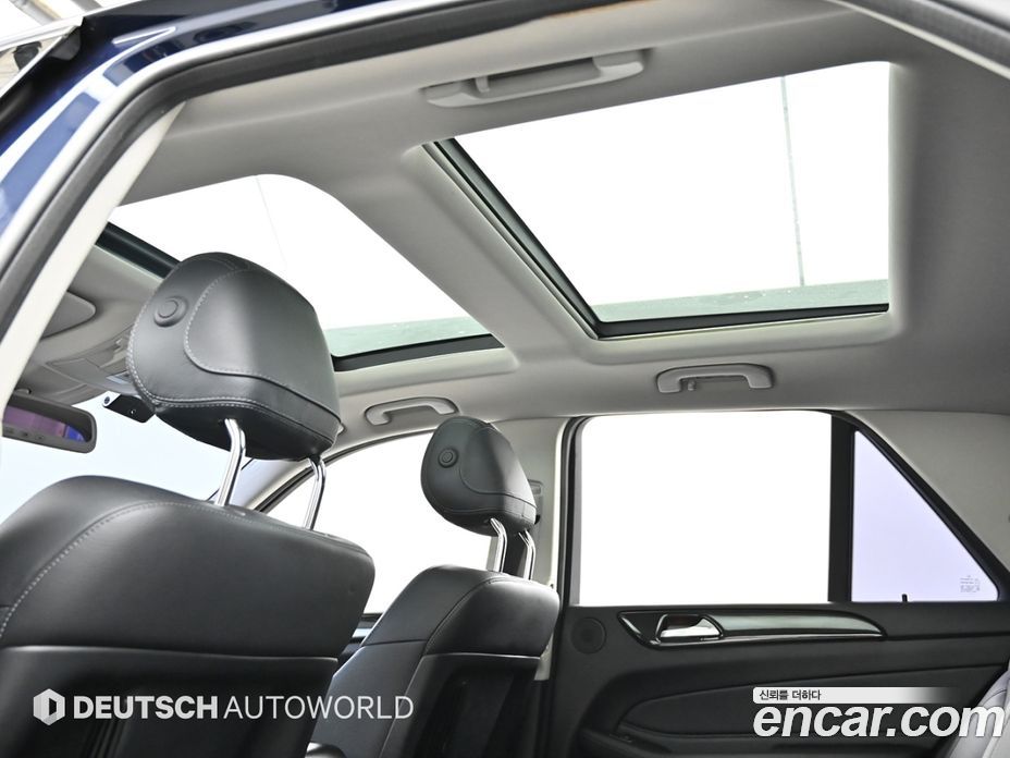 Mercedes-Benz GLE-Class W166 фото 18