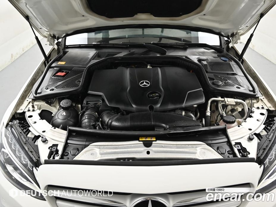 Mercedes-Benz C-Class W205 фото 6