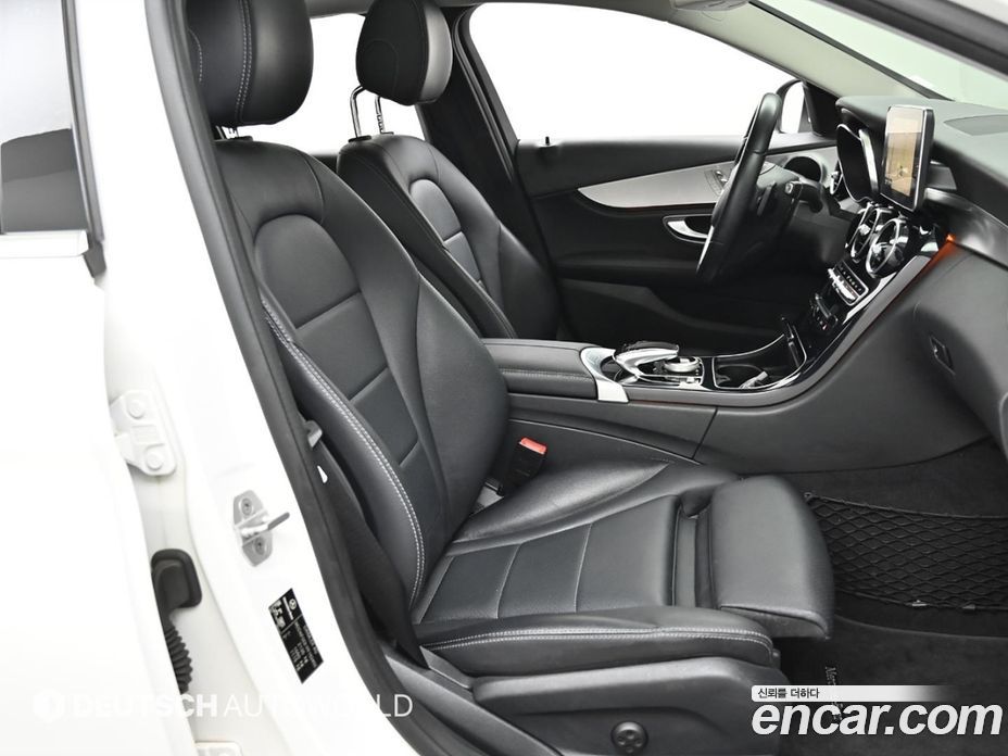 Mercedes-Benz C-Class W205 фото 10