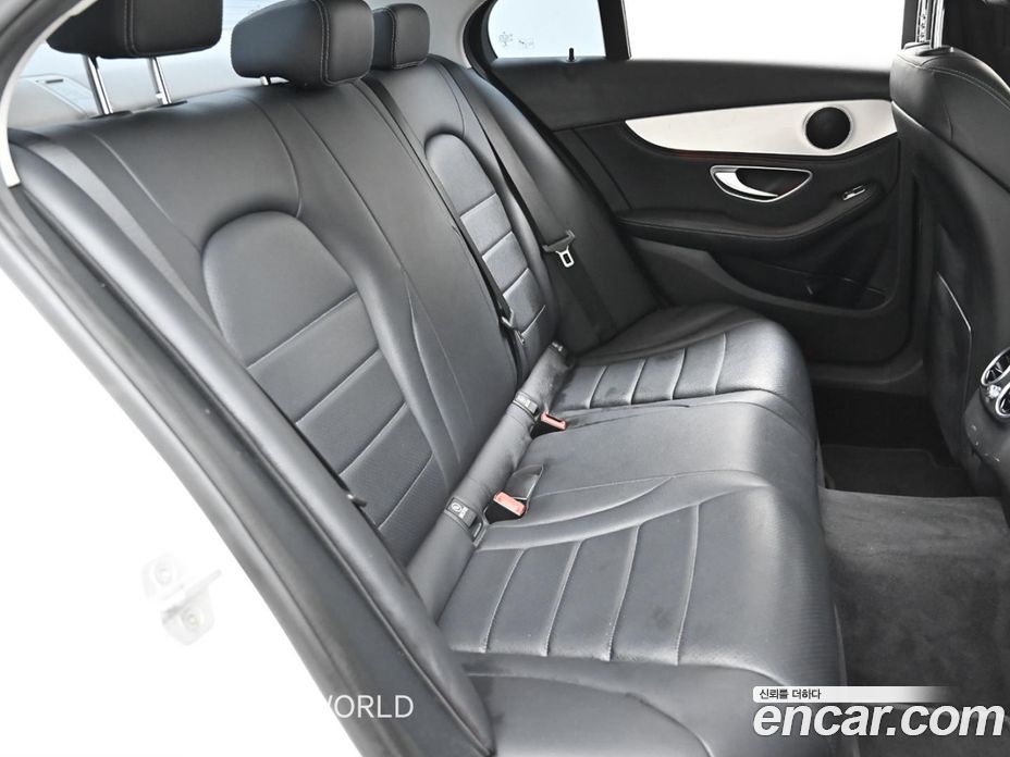 Mercedes-Benz C-Class W205 фото 12