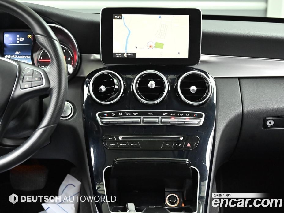 Mercedes-Benz C-Class W205 фото 14