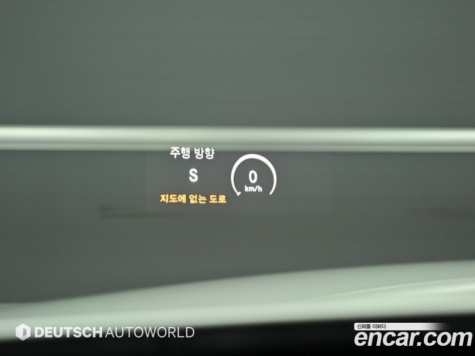 Mercedes-Benz C-Class W205 фото 17