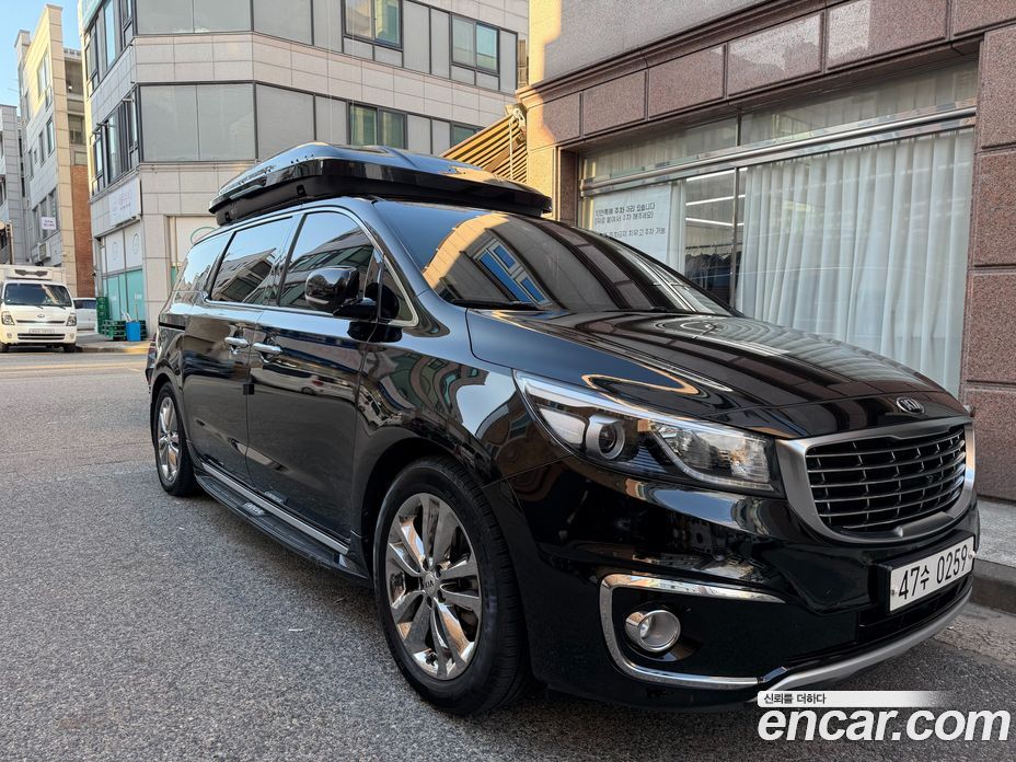 Kia Carnival 3rd Gen фото 3