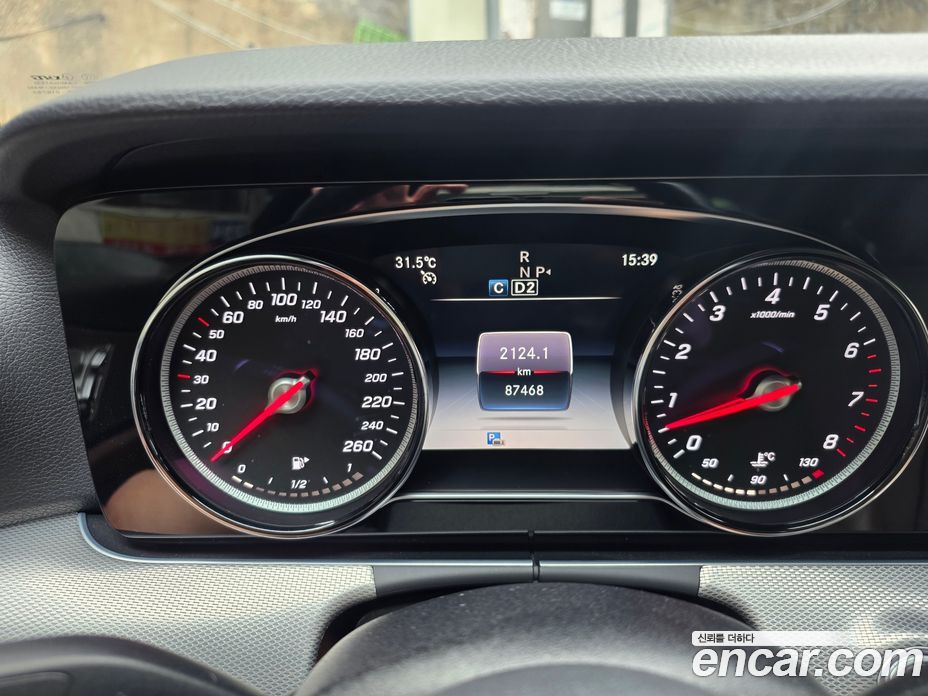 Mercedes-Benz E-Class W213 фото 9