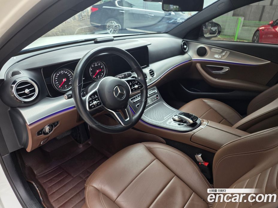 Mercedes-Benz E-Class W213 фото 18