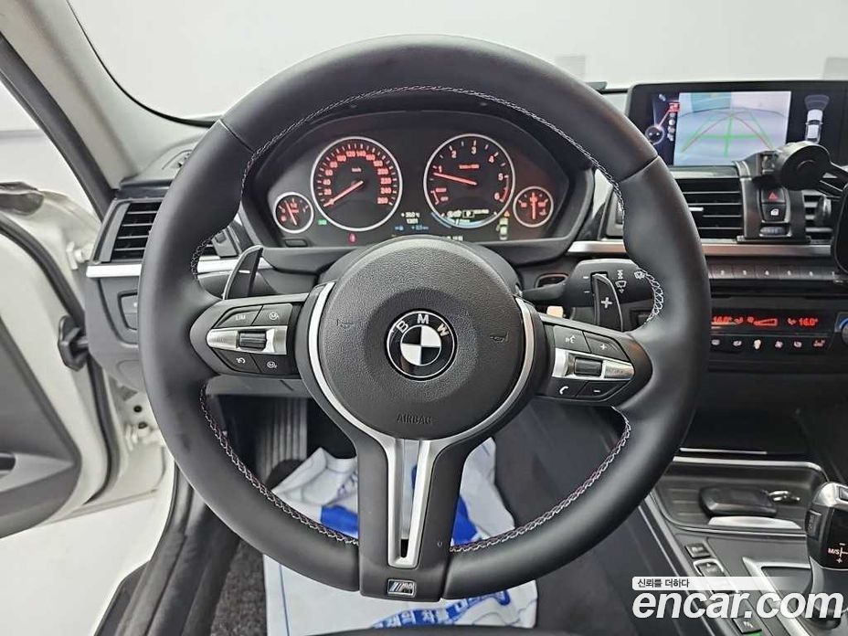 BMW 3-Series (F30) фото 9