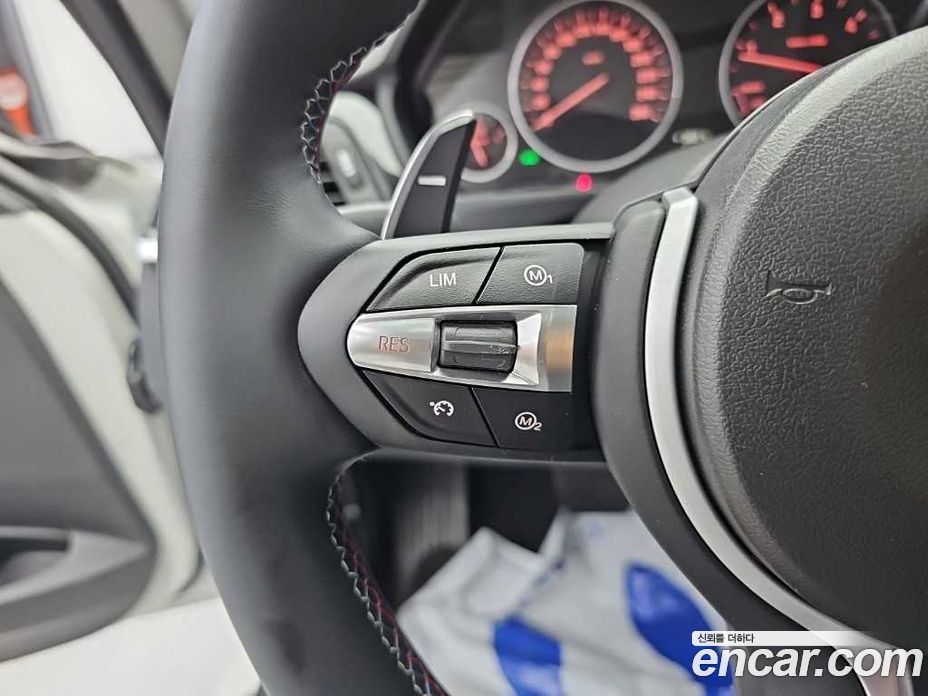 BMW 3-Series (F30) фото 17
