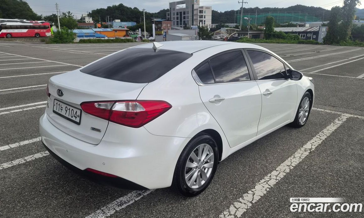 Kia K3 1st Gen фото 4