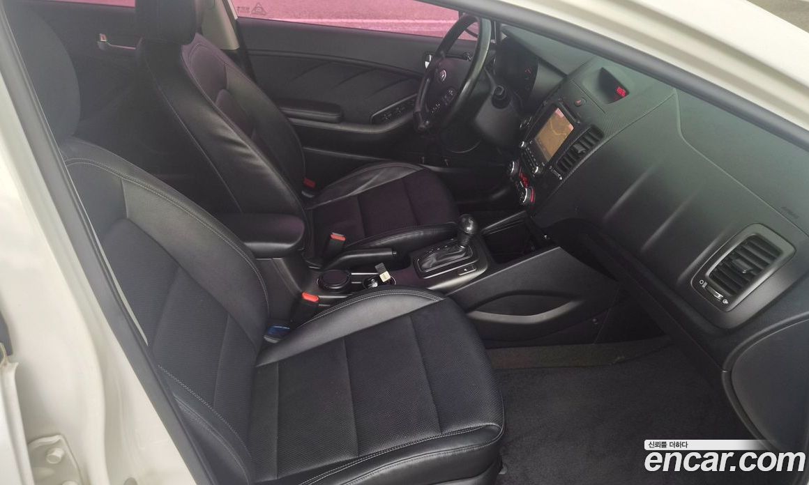 Kia K3 1st Gen фото 13