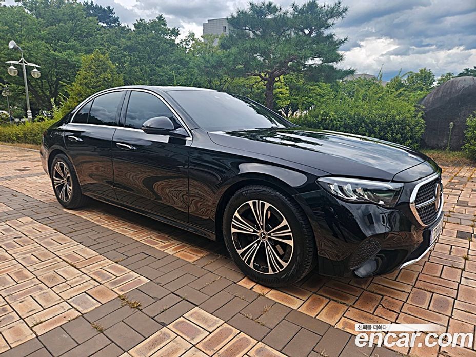 Mercedes-Benz E-Class W214 фото 2
