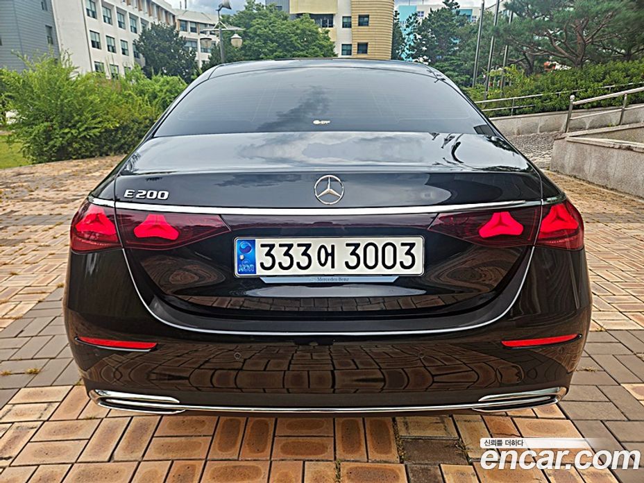 Mercedes-Benz E-Class W214 фото 4