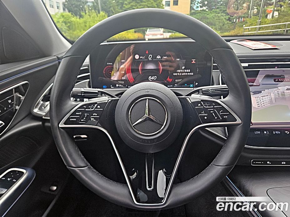 Mercedes-Benz E-Class W214 фото 9