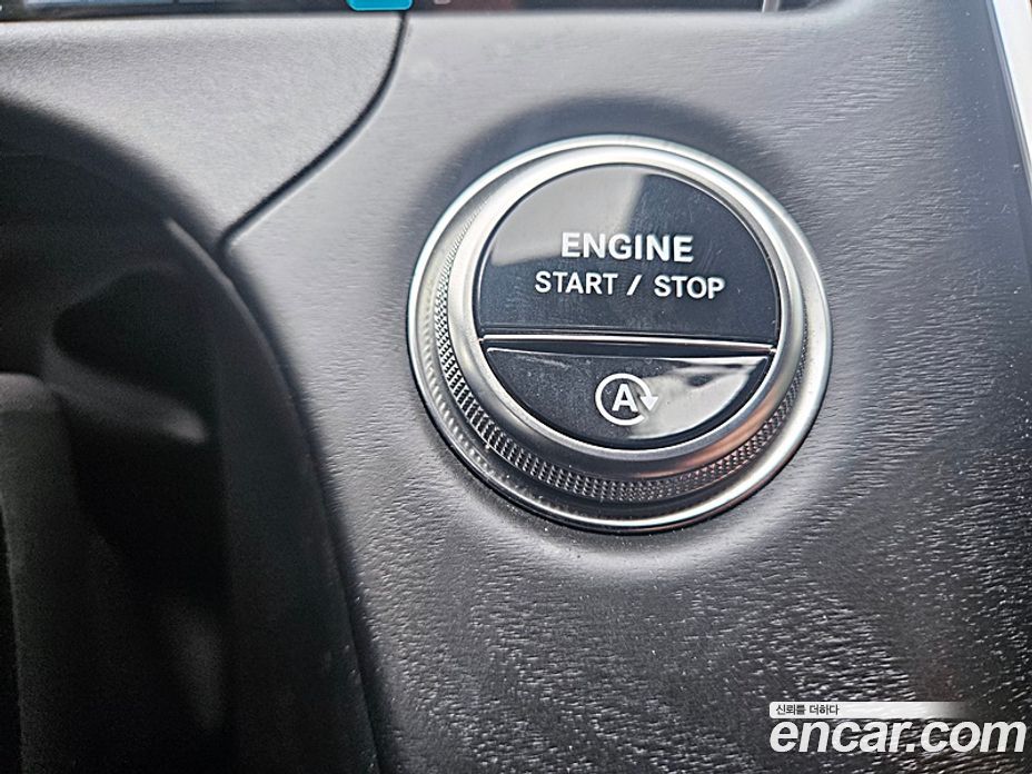 Mercedes-Benz E-Class W214 фото 13