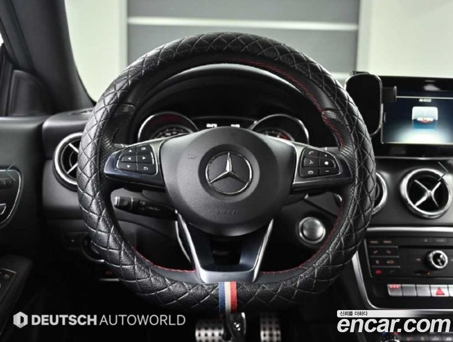Mercedes-Benz CLA-Class C117 фото 13
