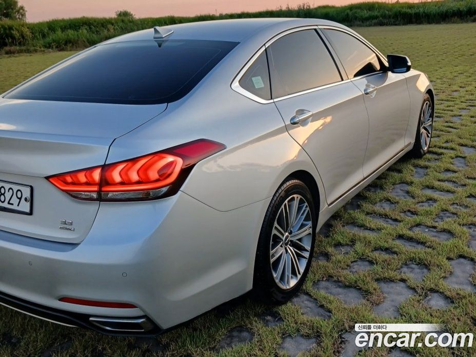 Genesis G80 фото 4