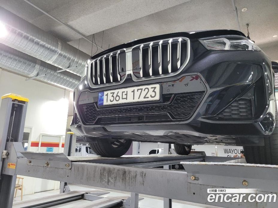 BMW X1 (U11)