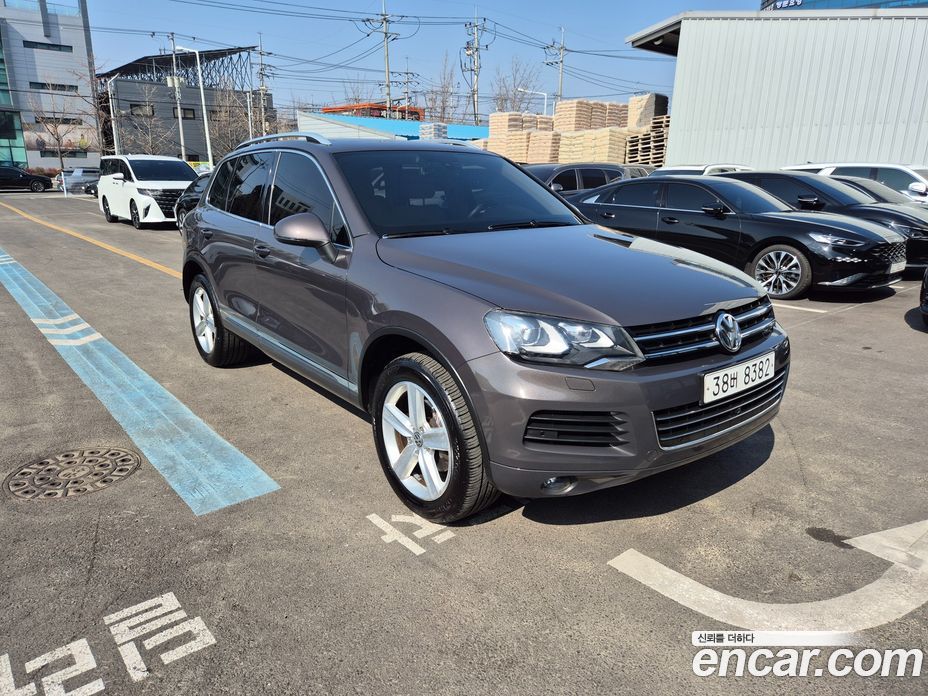 Volkswagen Touareg Restyling фото 2