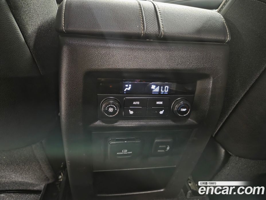 Chevrolet (GM Daewoo) Traverse фото 8