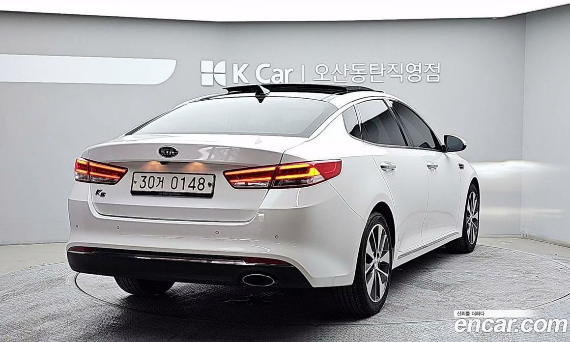Kia K5 2nd Gen фото 3