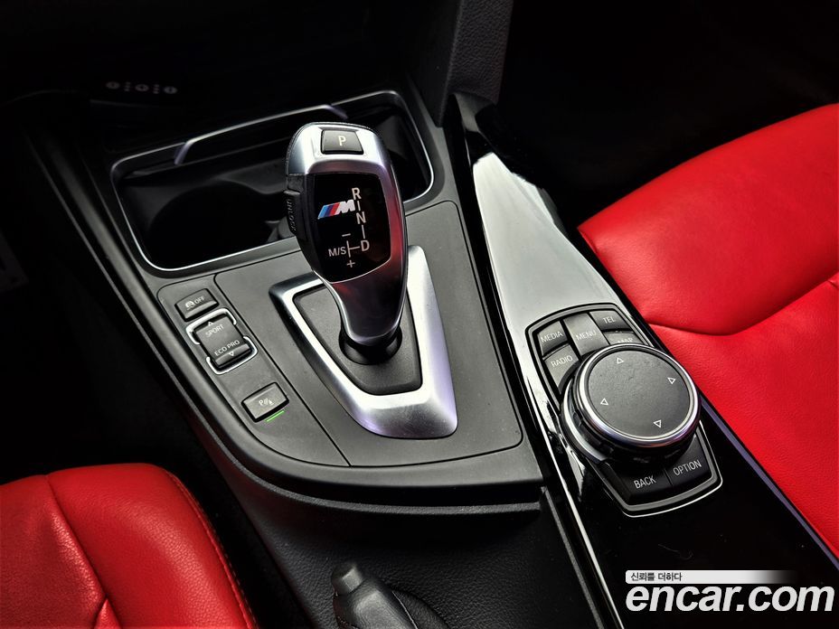 BMW 3-Series (F30) фото 11