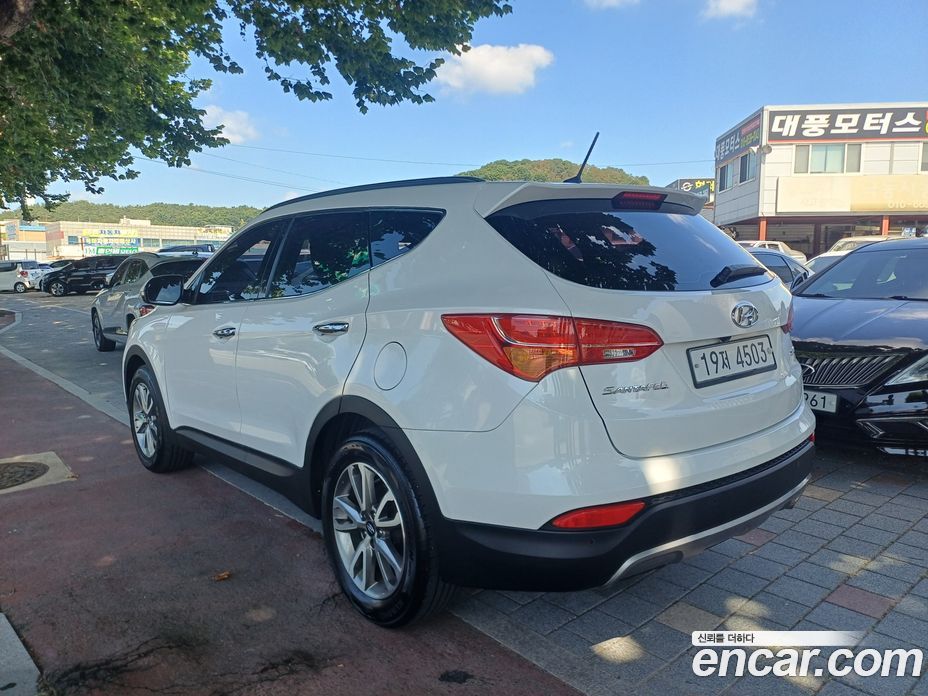 Hyundai Santa Fe (DM) фото 4