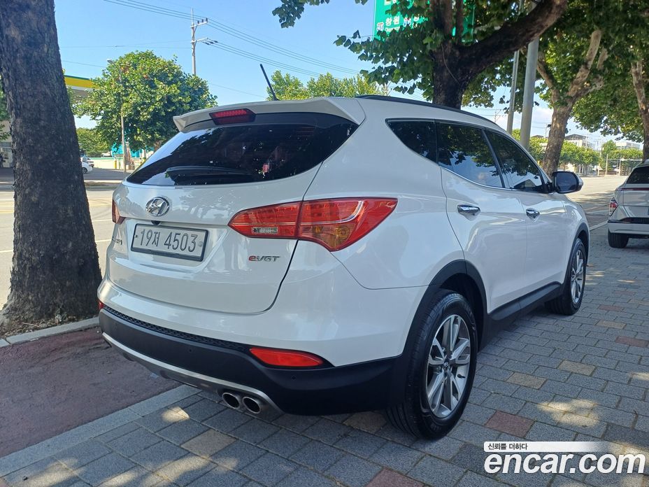 Hyundai Santa Fe (DM) фото 6