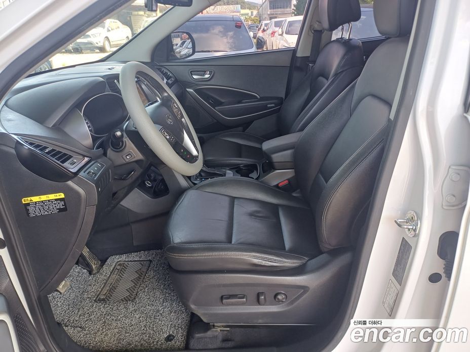 Hyundai Santa Fe (DM) фото 8
