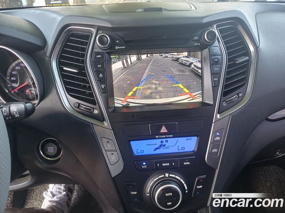 Hyundai Santa Fe (DM) фото 12
