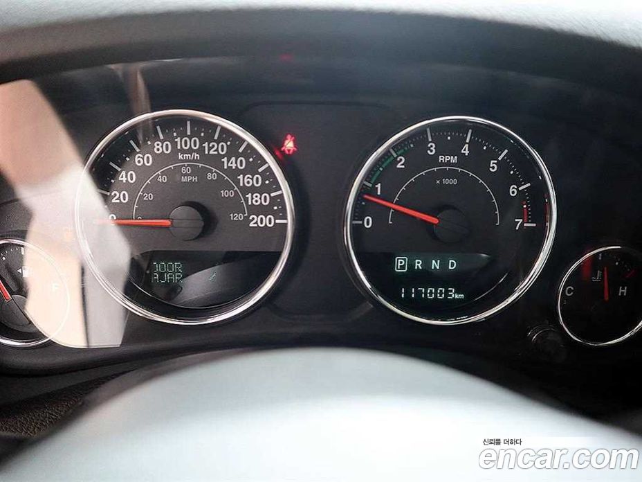 Jeep Wrangler (JK) фото 8