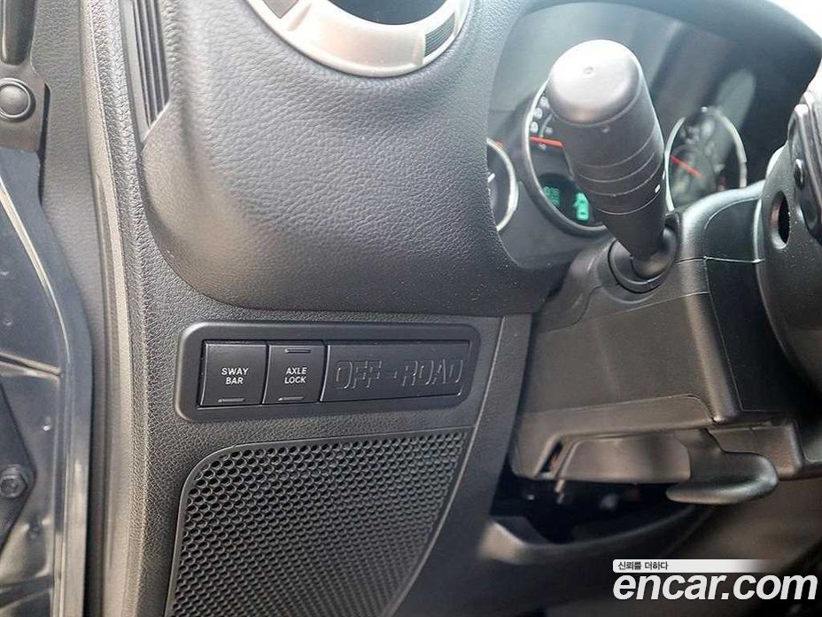 Jeep Wrangler (JK) фото 16