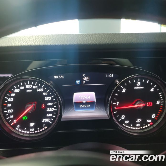 Mercedes-Benz E-Class W213 фото 13
