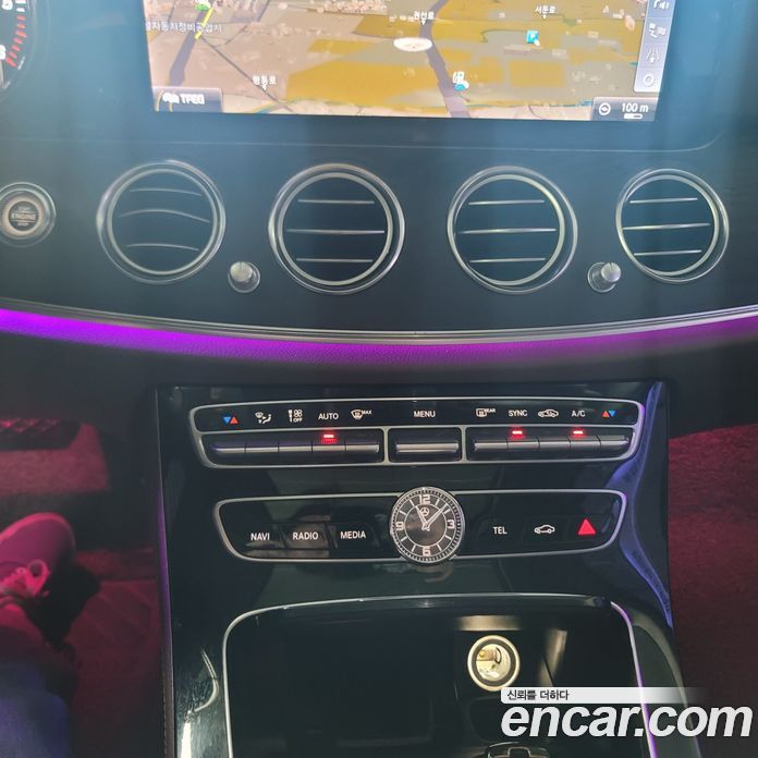 Mercedes-Benz E-Class W213 фото 14