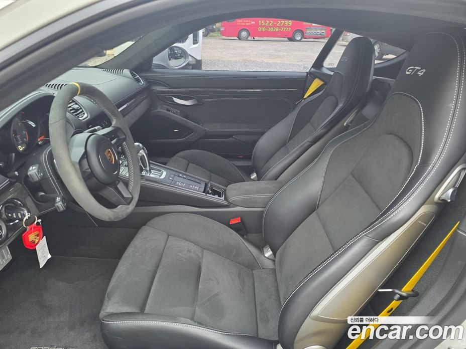 Porsche 718 Cayman фото 14