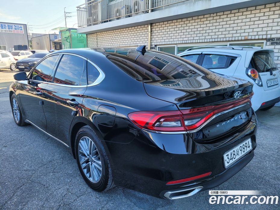 Hyundai Grandeur (IG) 6th Gen фото 6