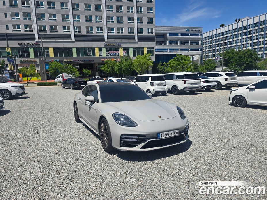 Porsche Panamera (971) фото 2