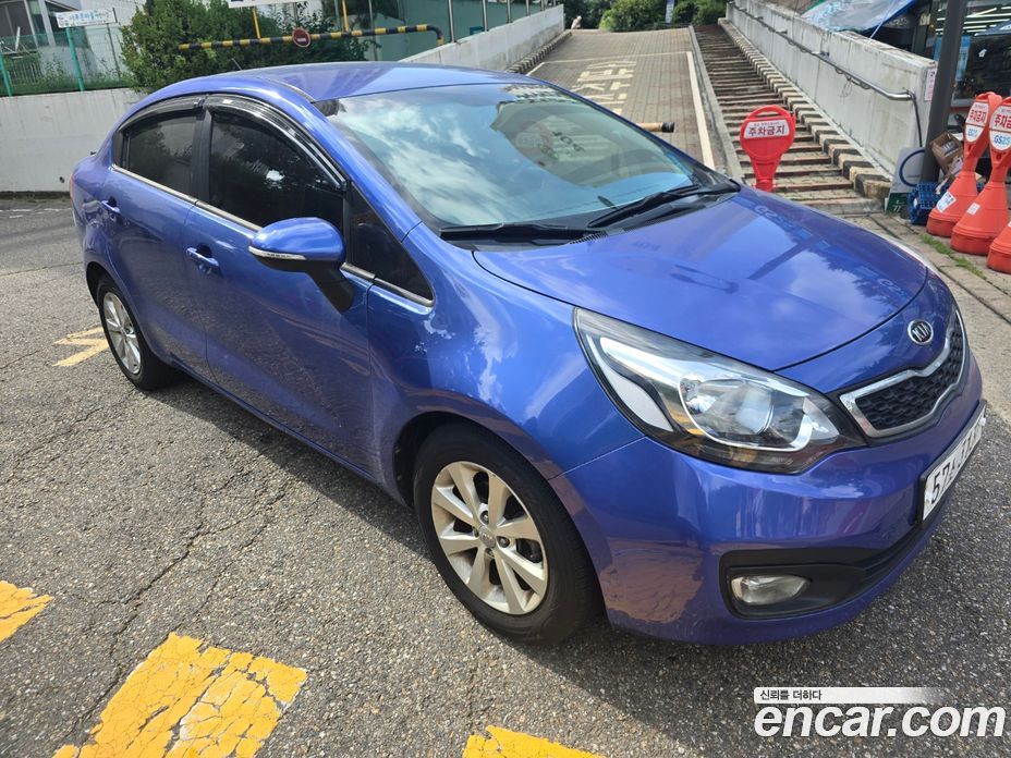 Kia Pride 3rd Gen фото 3