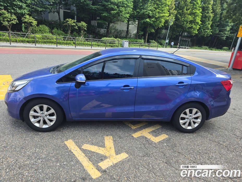 Kia Pride 3rd Gen фото 4