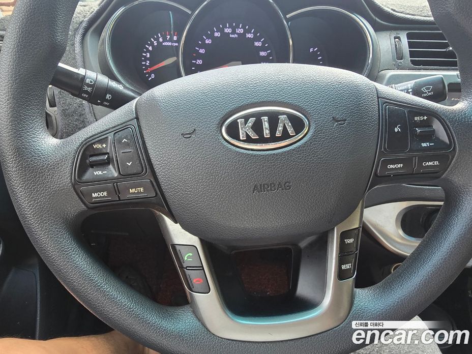 Kia Pride 3rd Gen фото 11