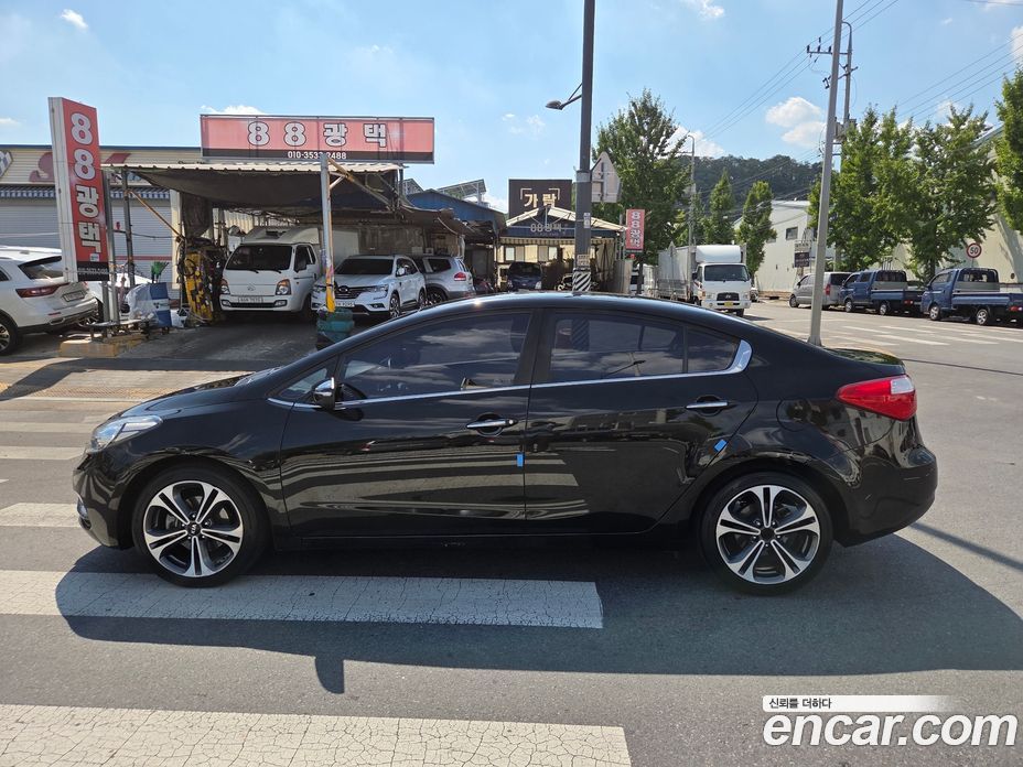 Kia K3 1st Gen фото 8