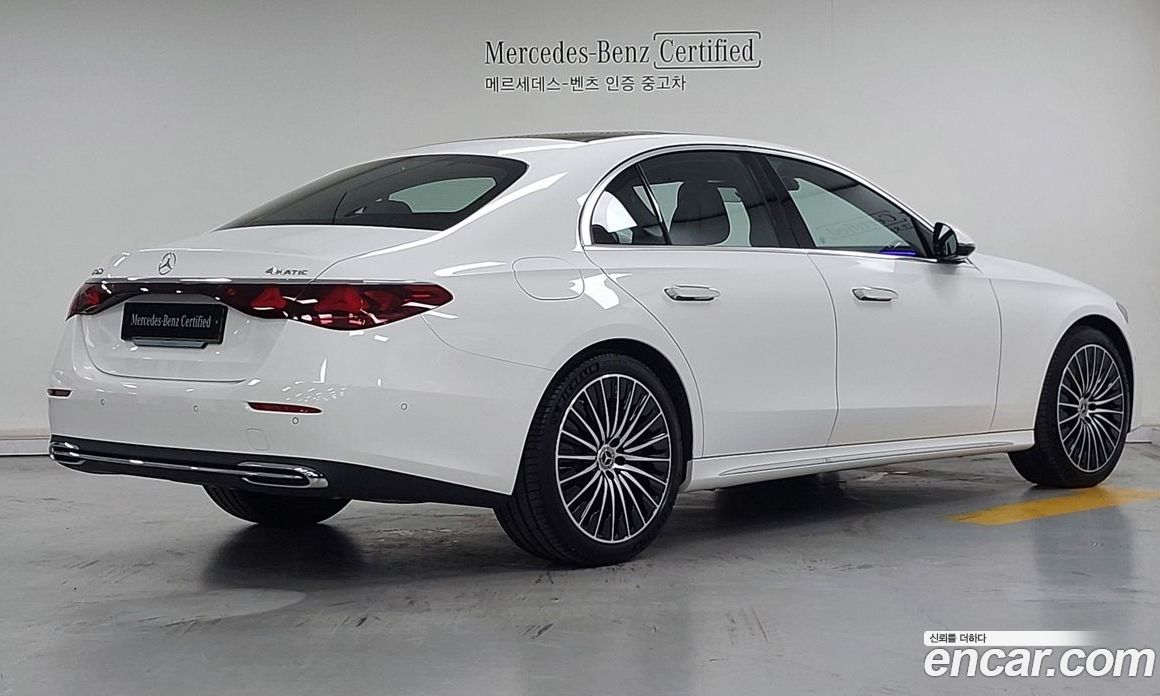 Mercedes-Benz E-Class W214 фото 2