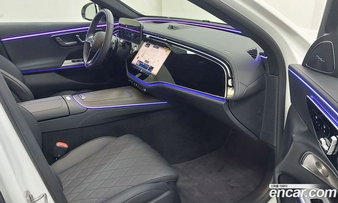 Mercedes-Benz E-Class W214 фото 13