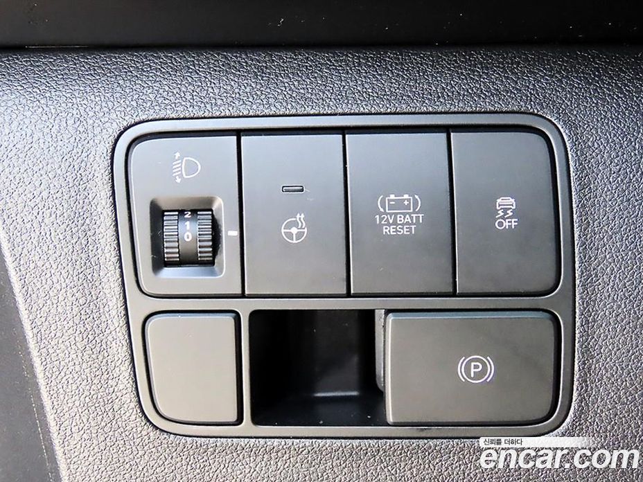 Hyundai Staria фото 12